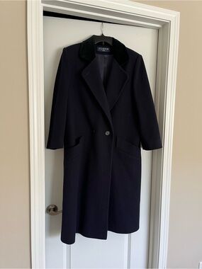 VTG 100% Pure Wool J.G. Hook Heavy Overcoat